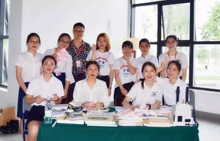 职高没有电子商务专业吗